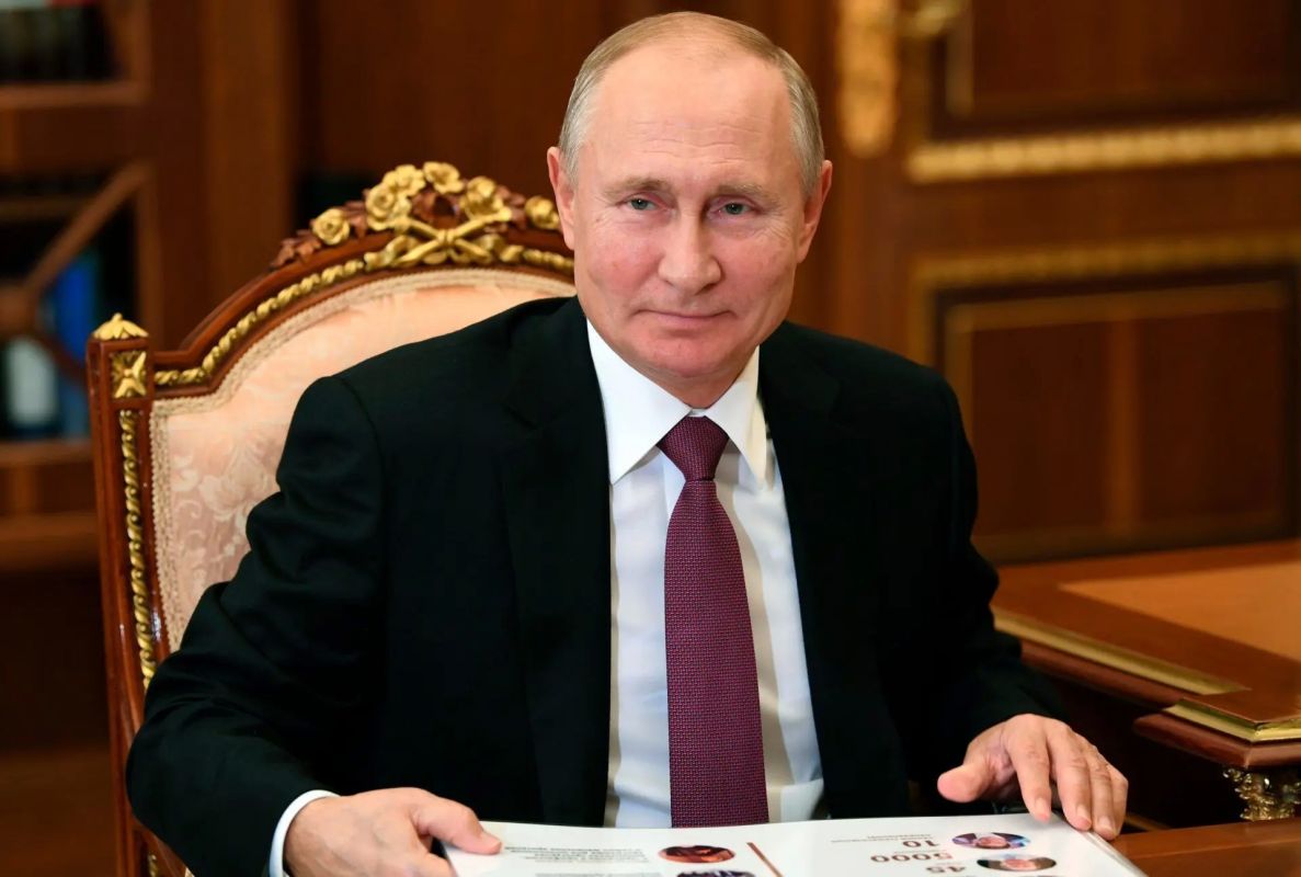 Поздравляем Президента Российской Федерации Владимира Владимировича Путина с днём рождения!