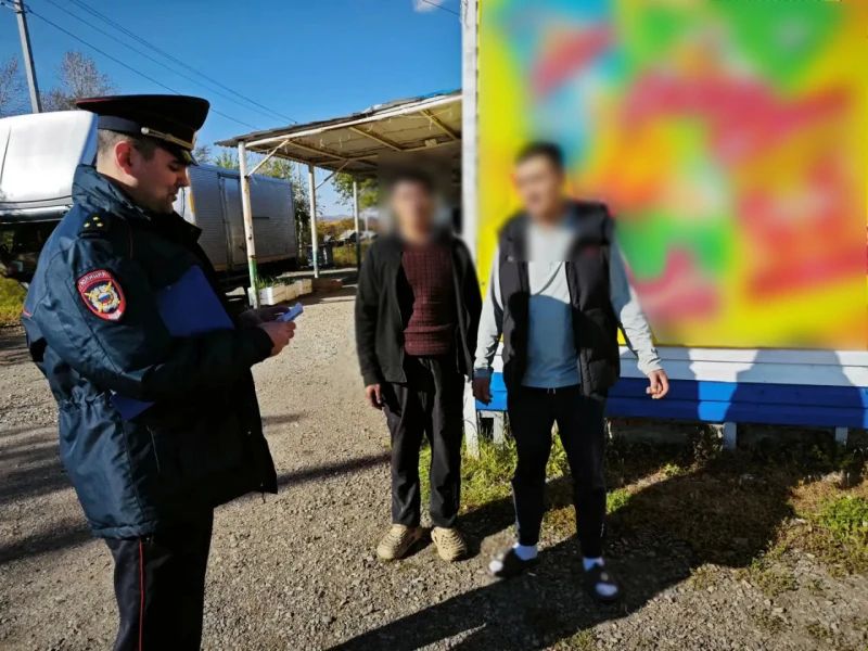 Полицейские Советско-Гаванского района, Солнечного и Бикинского округов выявили иностранных граждан, нарушивших миграционное законодательство Полицейские Советско-Гаванского района, Солнечного и Бикинского округов выявили иностранных граждан, нарушивших миграционное законодательство