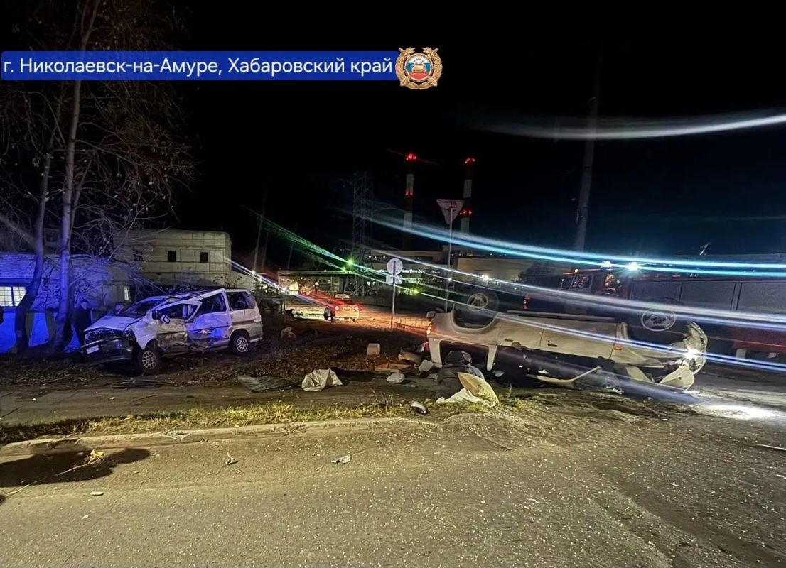 Два человека погибли, восемь пострадали в результате ДТП в Николаевске-на-Амуре, сообщили в Госавтоинспекции Хабаровского края
