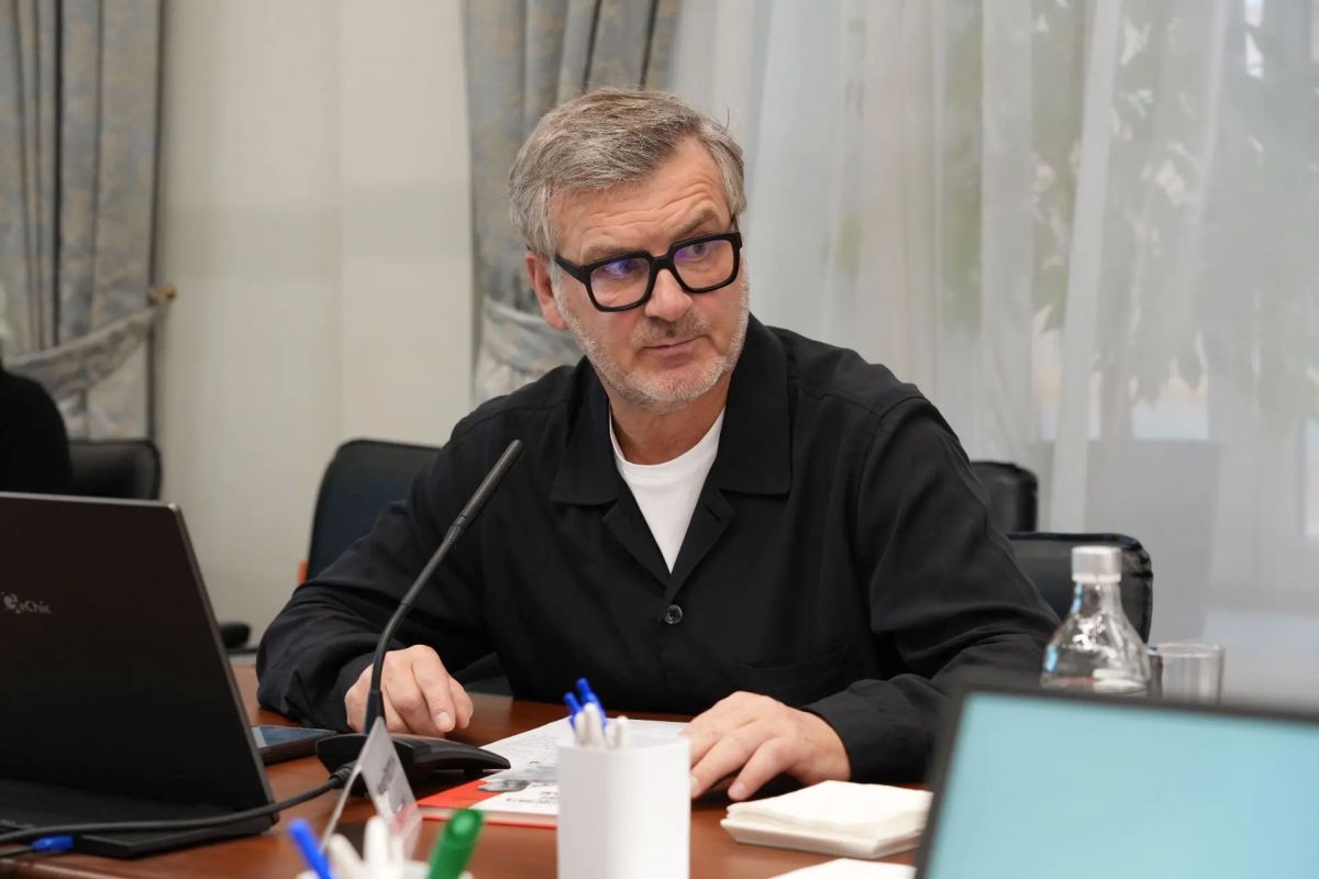 Дмитрий Демешин: Хабаровский край становится центром больших решений, важных для Дальнего Востока и всей России Дмитрий Демешин: Хабаровский край становится центром больших решений, важных для Дальнего Востока и всей России