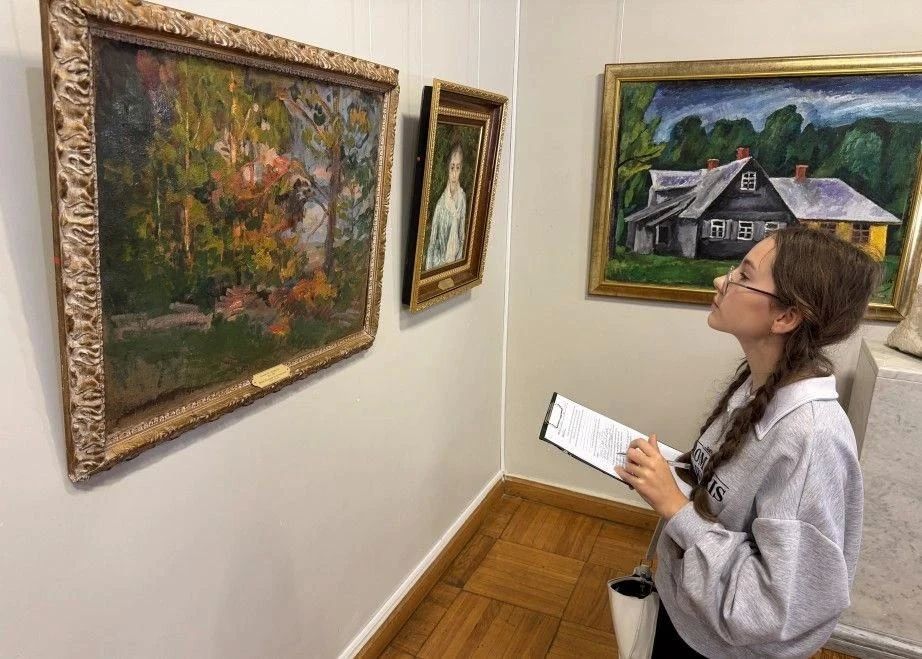 Картины русских классиков оказались популярнее работ западноевропейских мастеров среди юных хабаровских искусствоведов Картины русских классиков оказались популярнее работ западноевропейских мастеров среди юных хабаровских искусствоведов