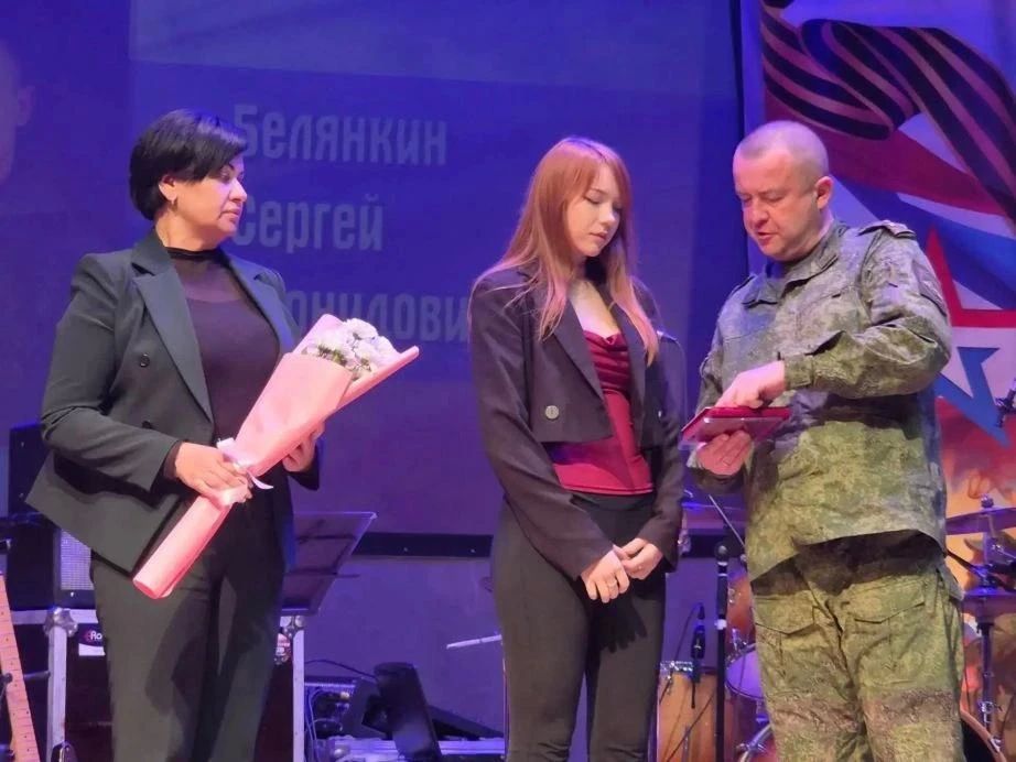 Решение проблем здесь и сейчас: межведомственная комиссия оказала помощь участникам СВО и членам их семей в Вяземском округе Решение проблем здесь и сейчас: межведомственная комиссия оказала помощь участникам СВО и членам их семей в Вяземском округе