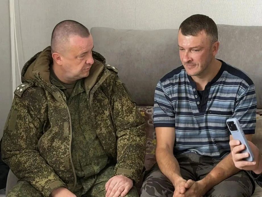 Решение проблем здесь и сейчас: межведомственная комиссия оказала помощь участникам СВО и членам их семей в Вяземском округе Решение проблем здесь и сейчас: межведомственная комиссия оказала помощь участникам СВО и членам их семей в Вяземском округе