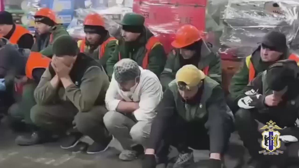 Мигранты незаконно работали в кулинарном цехе в Хабаровске