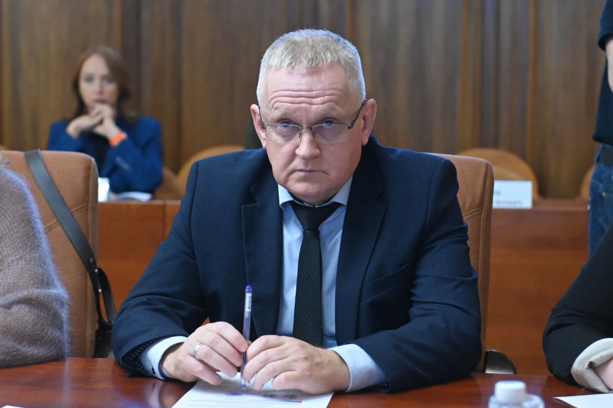 Кадры как основа инвестклимата: в Хабаровском крае наметили комплекс мер по закрытию кадровой потребности бизнеса Кадры как основа инвестклимата: в Хабаровском крае наметили комплекс мер по закрытию кадровой потребности бизнеса