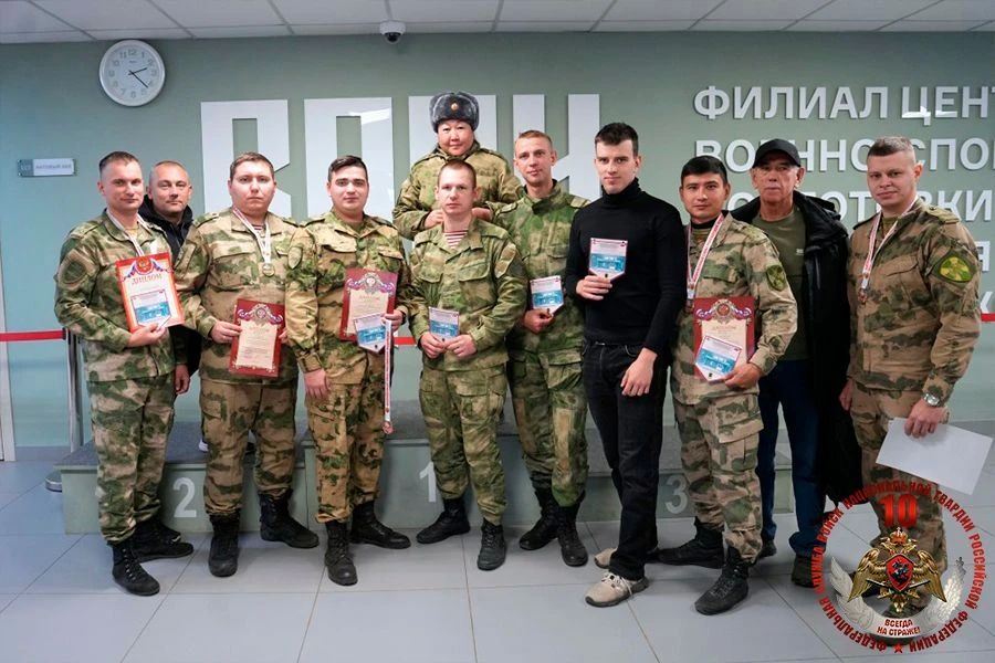 Росгвардейцы стали призерами военизированной эстафеты, приуроченной ко Дню военного связиста Росгвардейцы стали призерами военизированной эстафеты, приуроченной ко Дню военного связиста