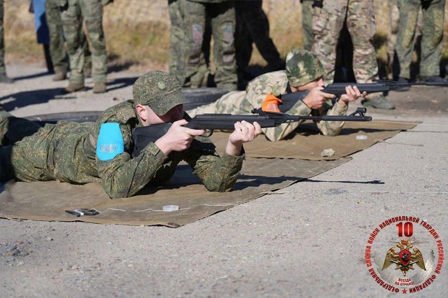 Росгвардейцы стали призерами военизированной эстафеты, приуроченной ко Дню военного связиста Росгвардейцы стали призерами военизированной эстафеты, приуроченной ко Дню военного связиста