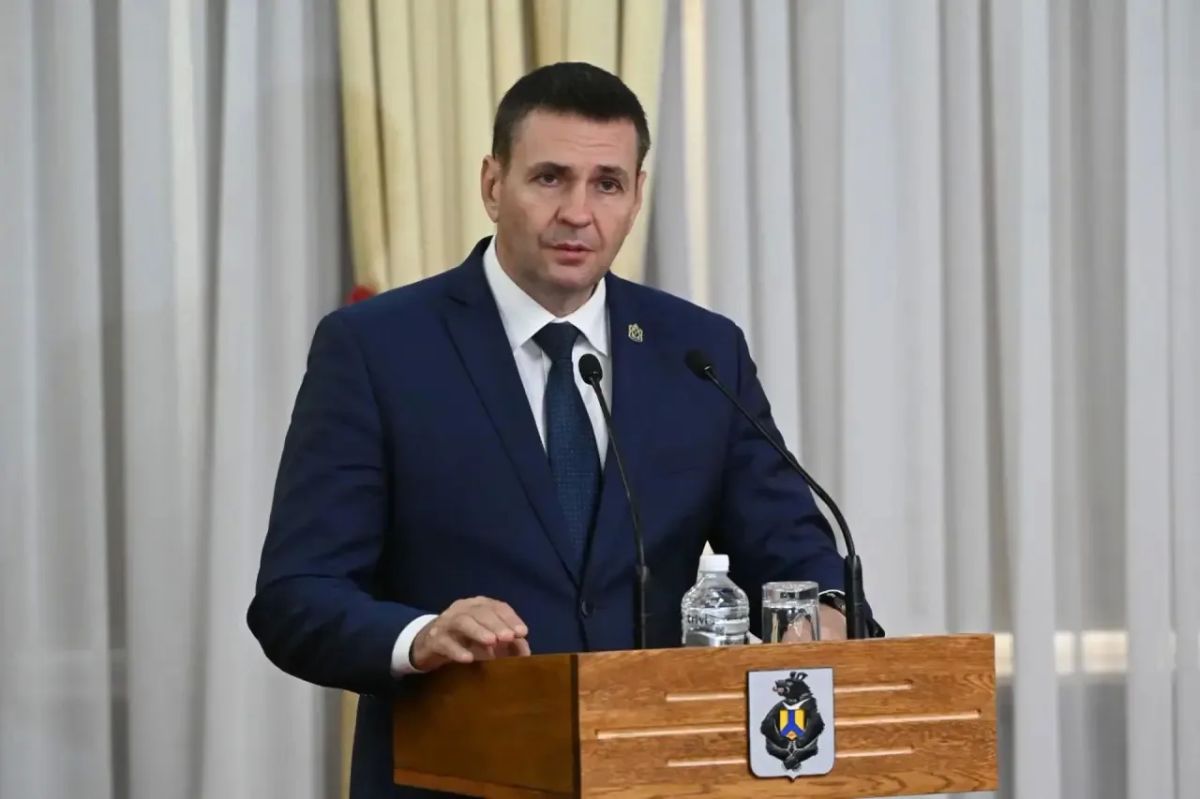 Дмитрий Демешин: За 20 лет работы аппарат уполномоченного по правам человека в Хабаровском крае рассмотрел более 54 тысяч обращений жителей. За каждым из них — человеческая судьба, надежда на помощь и восстановление... Дмитрий Демешин: За 20 лет работы аппарат уполномоченного по правам человека в Хабаровском крае рассмотрел более 54 тысяч обращений жителей. За каждым из них — человеческая судьба, надежда на помощь и восстановление...