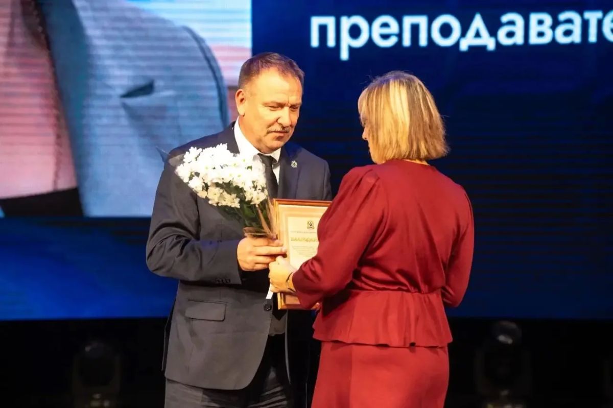 Более 24 000 выпускников за 90 лет: Хабаровский медколледж имени Макарова отмечает юбилей Более 24 000 выпускников за 90 лет: Хабаровский медколледж имени Макарова отмечает юбилей