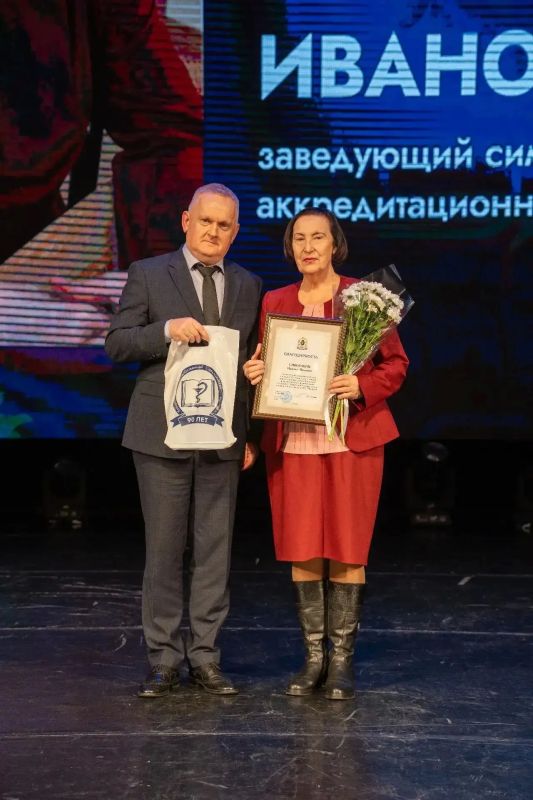 Более 24 000 выпускников за 90 лет: Хабаровский медколледж имени Макарова отмечает юбилей Более 24 000 выпускников за 90 лет: Хабаровский медколледж имени Макарова отмечает юбилей