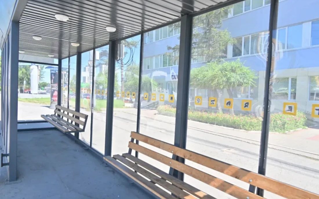В Хабаровске тёплые остановки начали закрывать на ночь