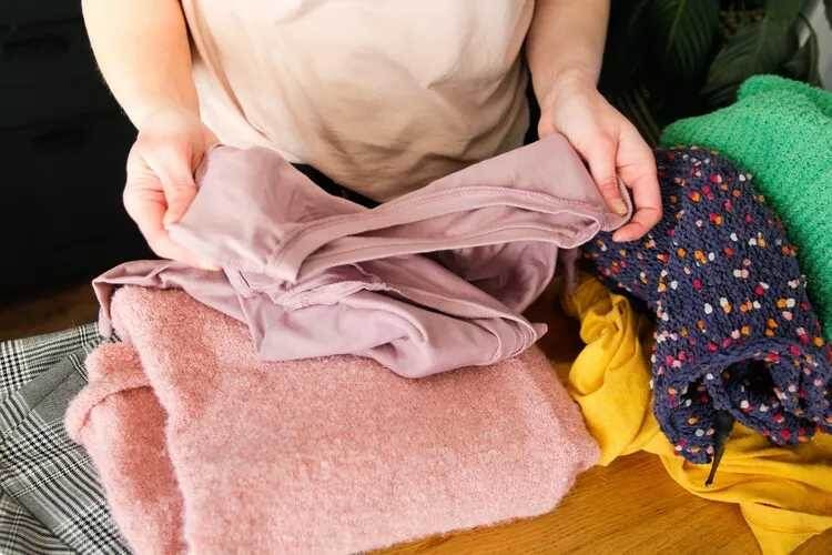 Как освободить место в шкафу: 10 вещей, от которых пора избавиться