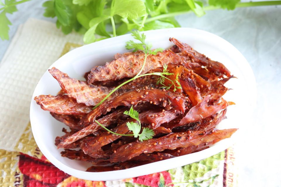Новый взгляд на домашние мясные закуски: джерки из индейки с азиатским акцентом