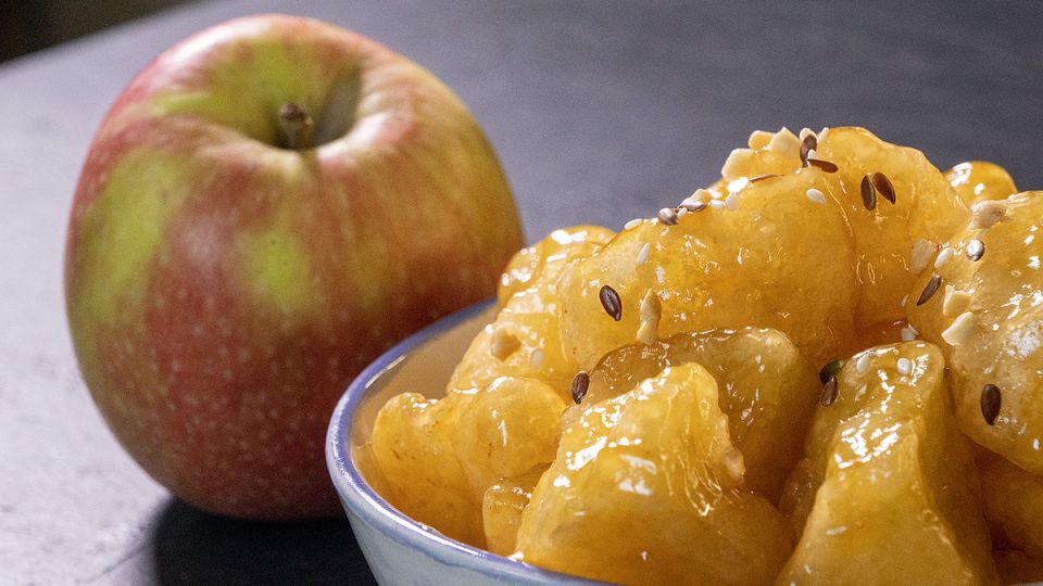 Нежные жареные яблоки: легкий десерт, который удивит ваш вкус