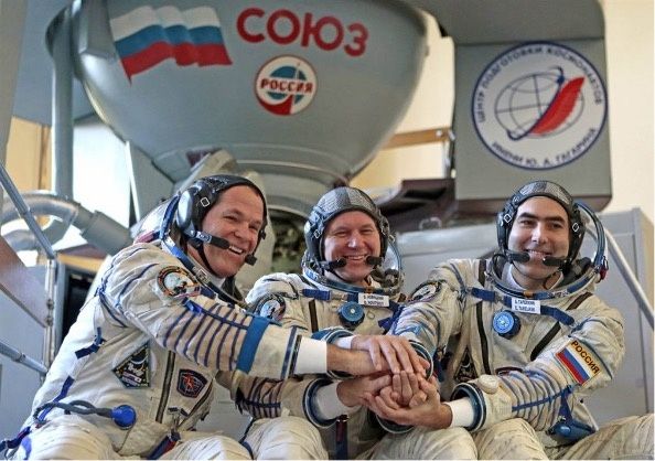 Космонавты могут выйти на пенсию раньше: новый законопроект в действии