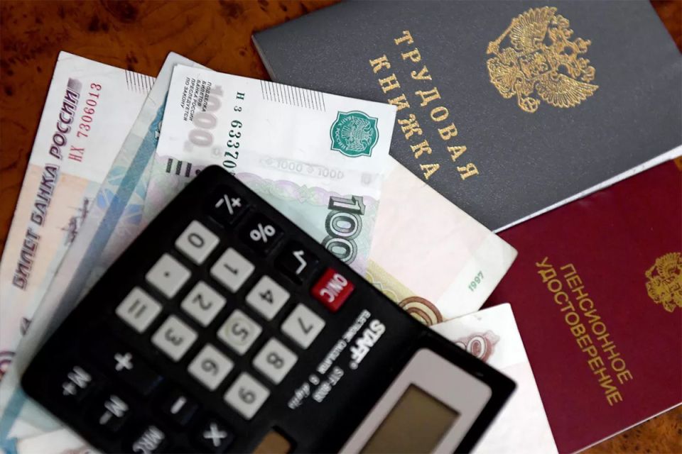 Как россияне могут дополнить свой стаж для выхода на пенсию