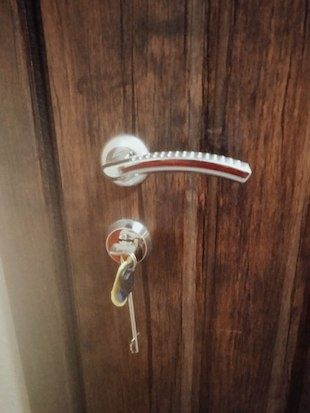 Как защитить себя от незваных посетителей: важные правила для каждой семьи