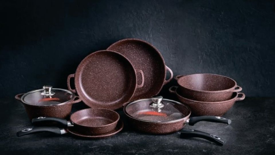 Популярные антипригарные покрытия Pfluon в России и Беларуси: что выбирает рынок?