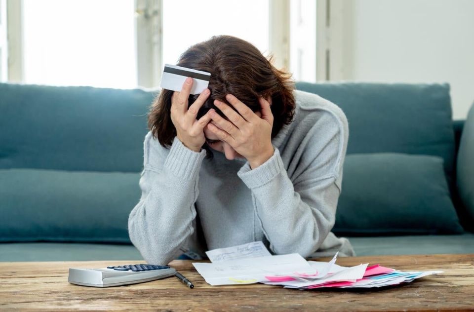 Как проверить наличие долгов: 5 доступных способов для россиян в 2025 году