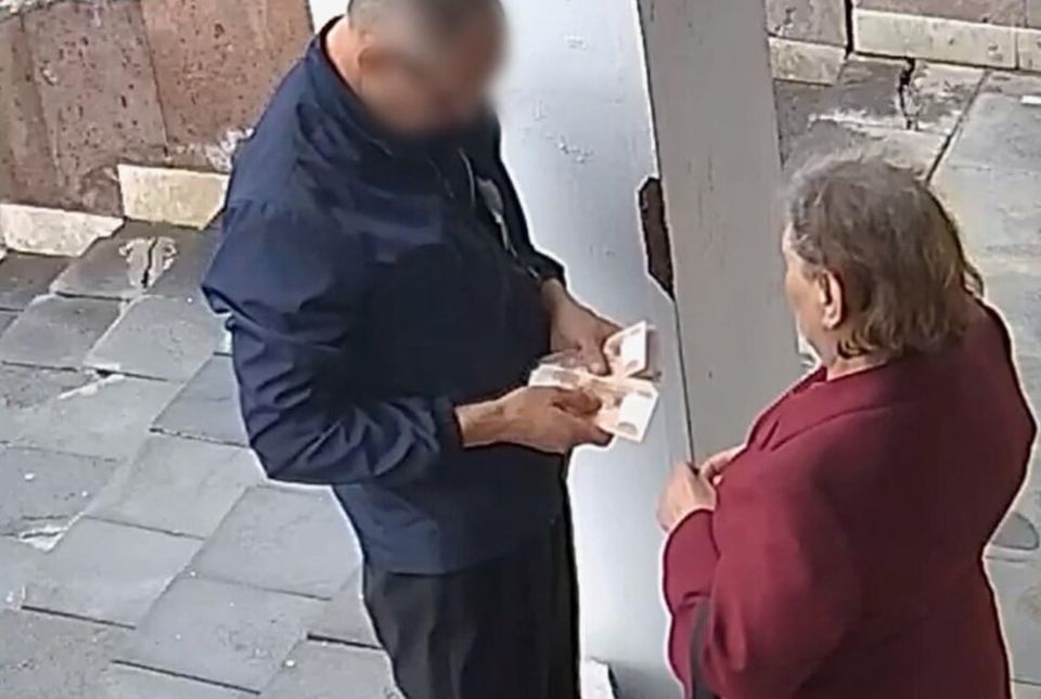 Шокирующая история: как пенсионерка потеряла квартиру из-за мошенников под видом ФСБ