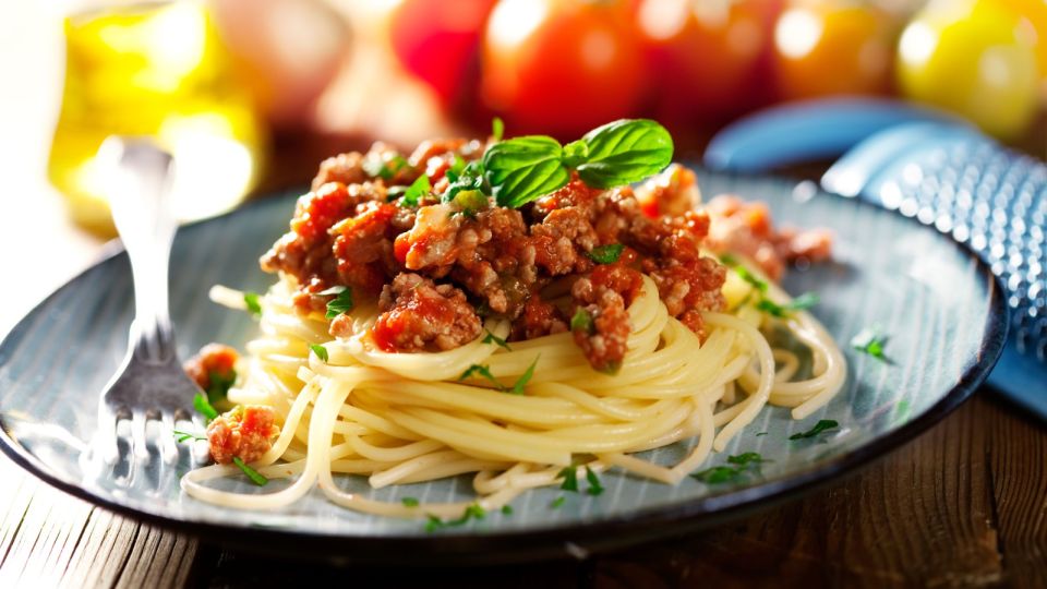 Одри Хепберн на обед всегда ела пасту с соусом и не толстела: запоминайте рецепт