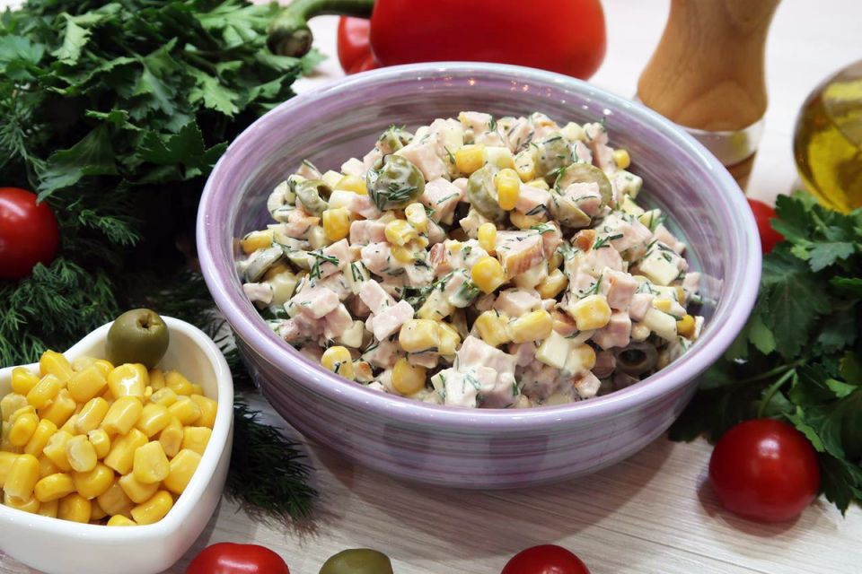 Салат с сыром косичка и оливками: простой и быстрый рецепт для любого стола