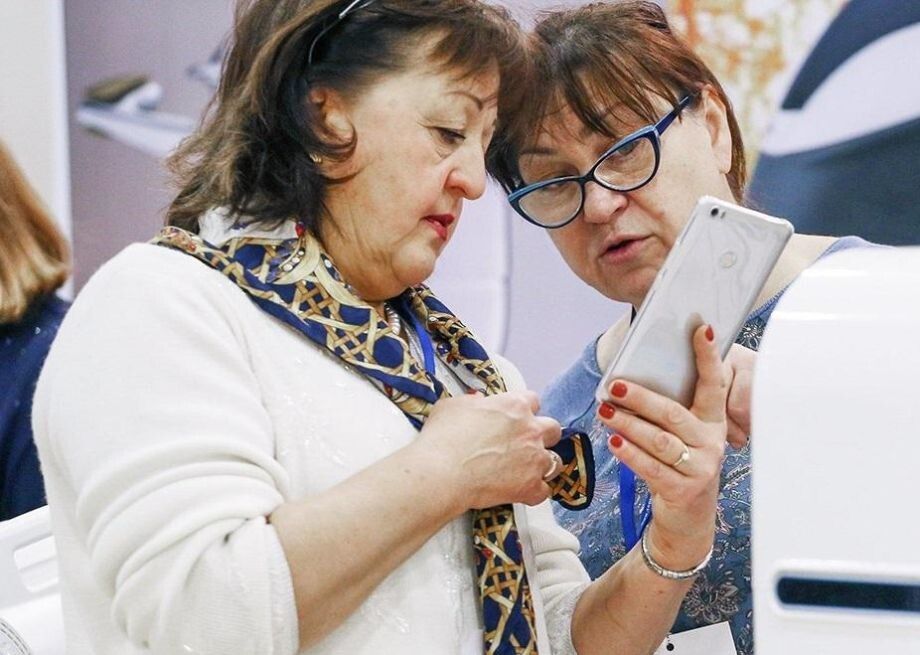 Что произойдет, если не снимать пенсию с карты: советы юриста