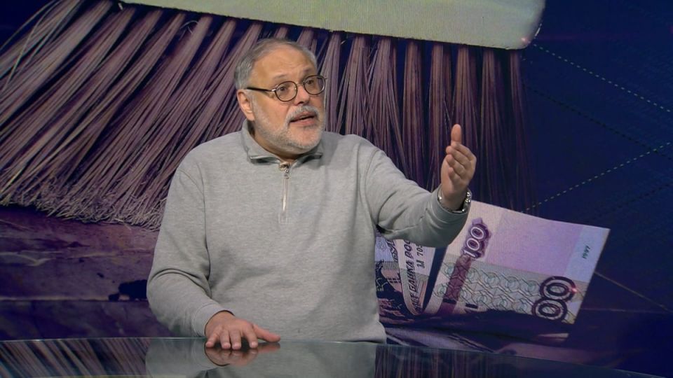 Экономика глазами наблюдателя: путь к промышленному росту и кризису политики