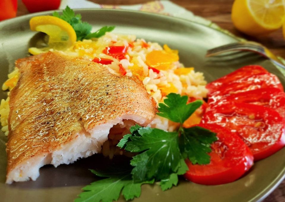 Морской окунь с овощами: удивительное сочетание вкуса и свежести